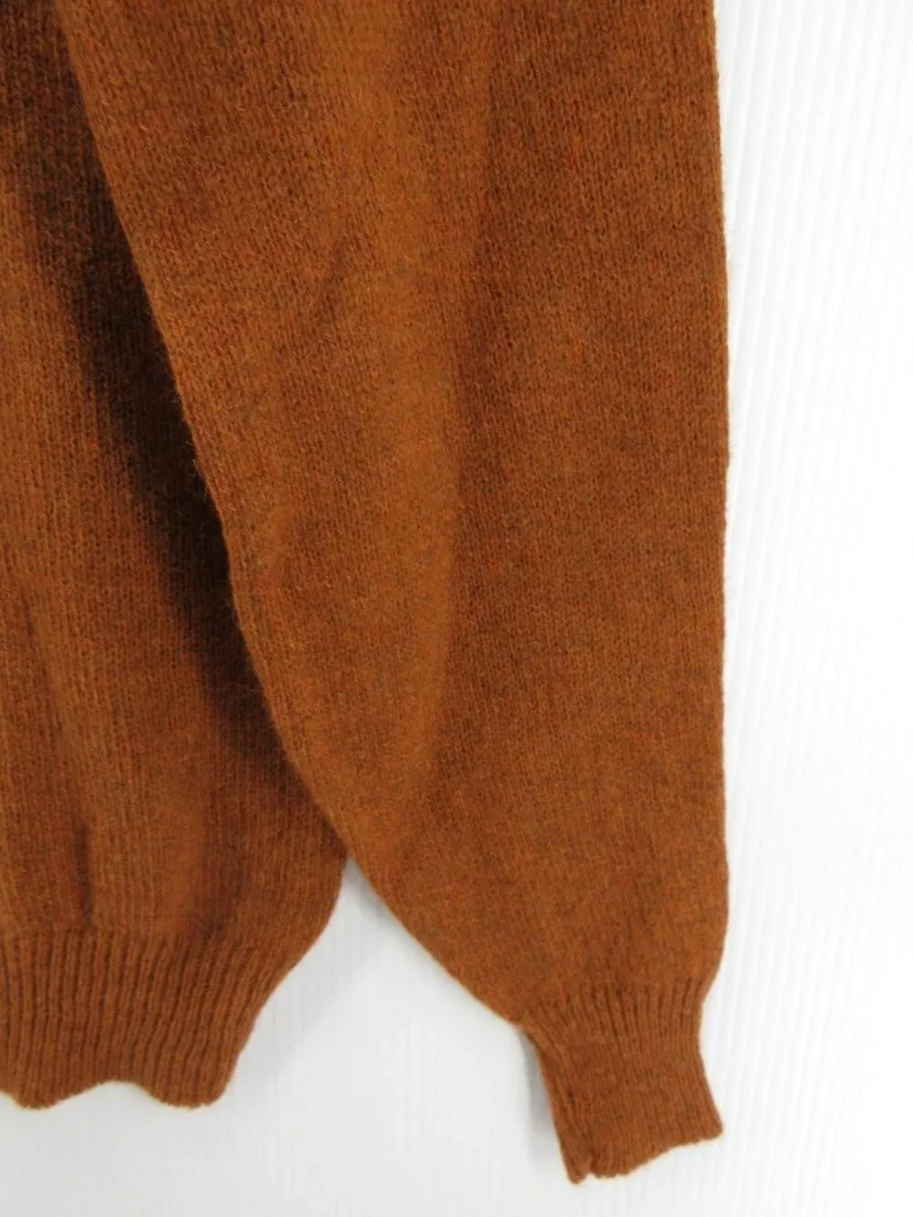 VINTAGE Munsingwear Sweater Large Burnt Shetland Wool 70s 80s USA